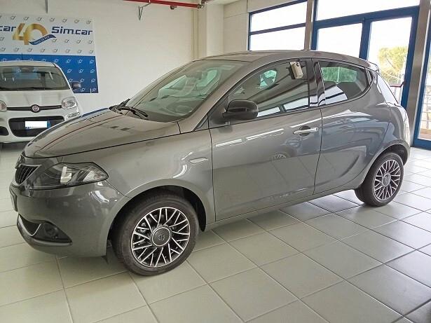 Lancia Ypsilon 1.2 69 CV 5 porte GPL Gold