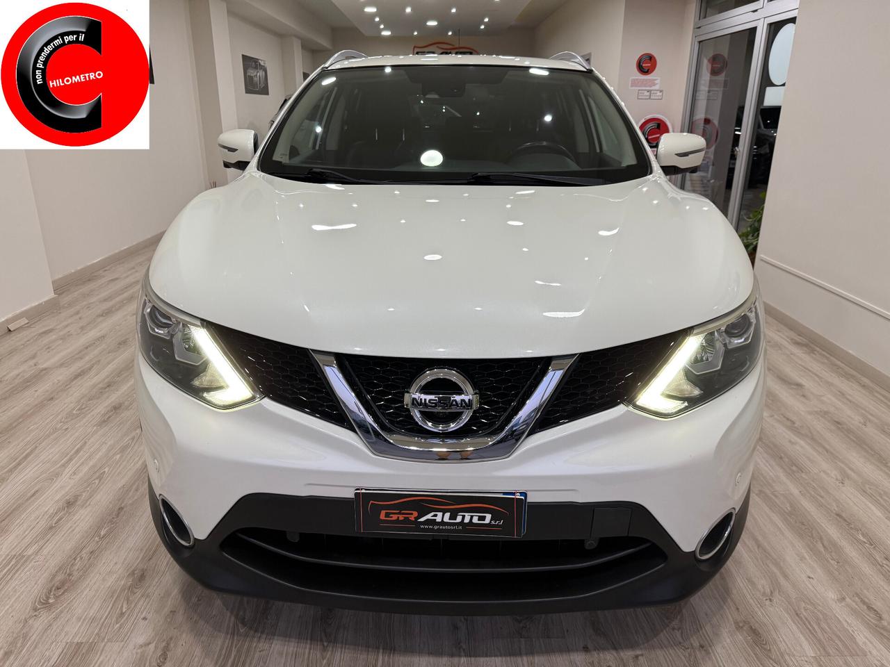 Nissan Qashqai 1.6 dCi 2WD Tekna *full optional *