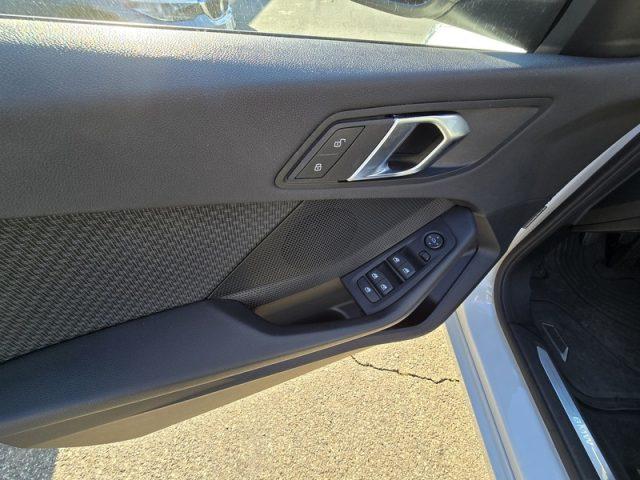 BMW 118 i 5p. PERMUTE