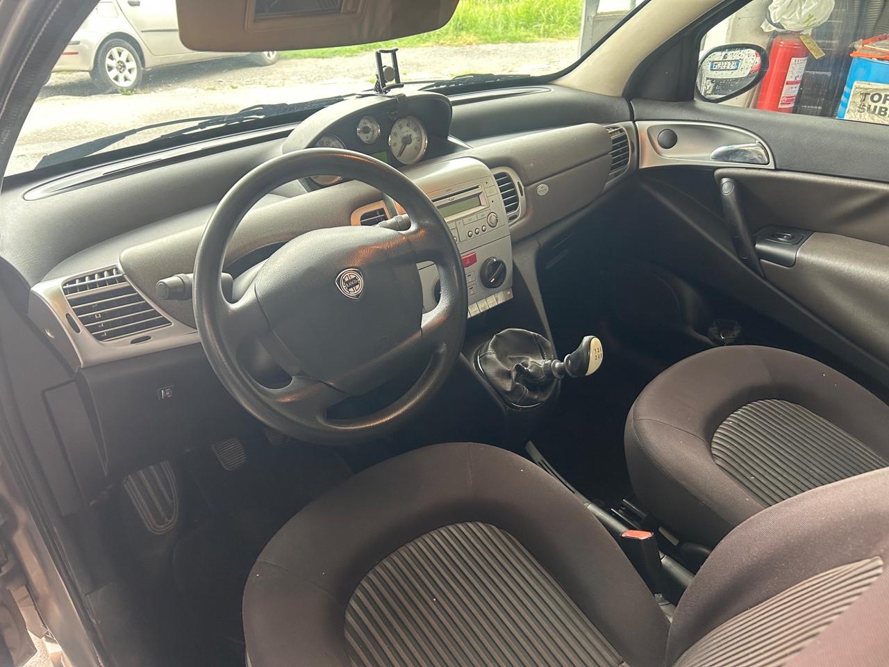 Lancia Ypsilon 1.4 Oro Ecochic GPL