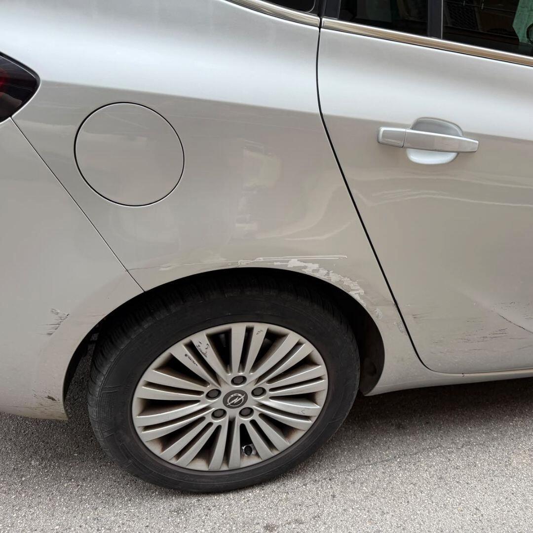 Opel Zafira Tourer 1.6 CDTi - 120CV