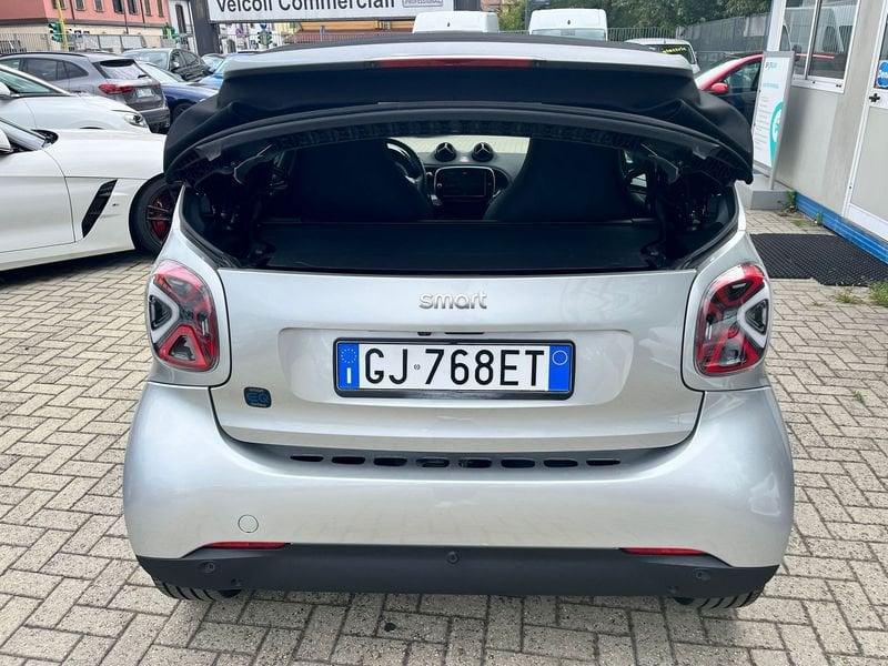 smart fortwo EQ cabrio Prime