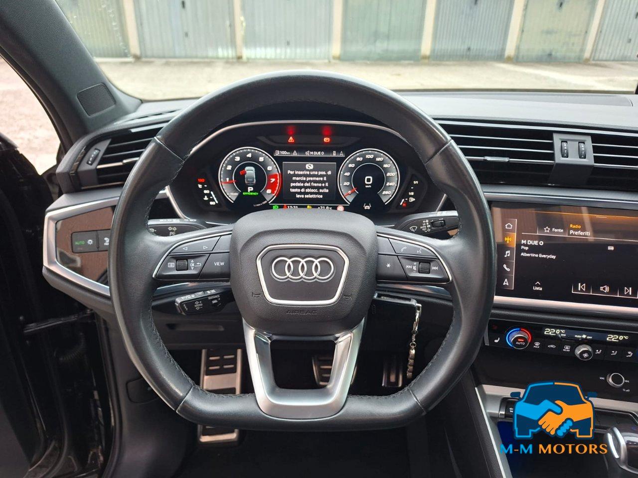 Audi Q3 Sportback 45 2.0 tfsi Identity Black quattro 245cv s.-tronic