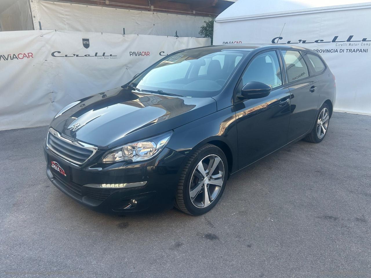 PEUGEOT 308 1.6 HDi 110 CV 5p. Féline