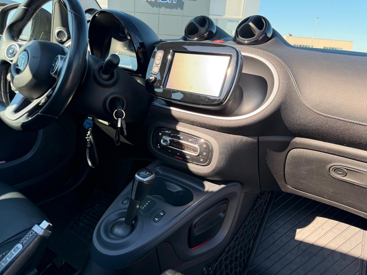Smart ForTwo BRABUS 0.9 Turbo twinamic cabrio Xclusive