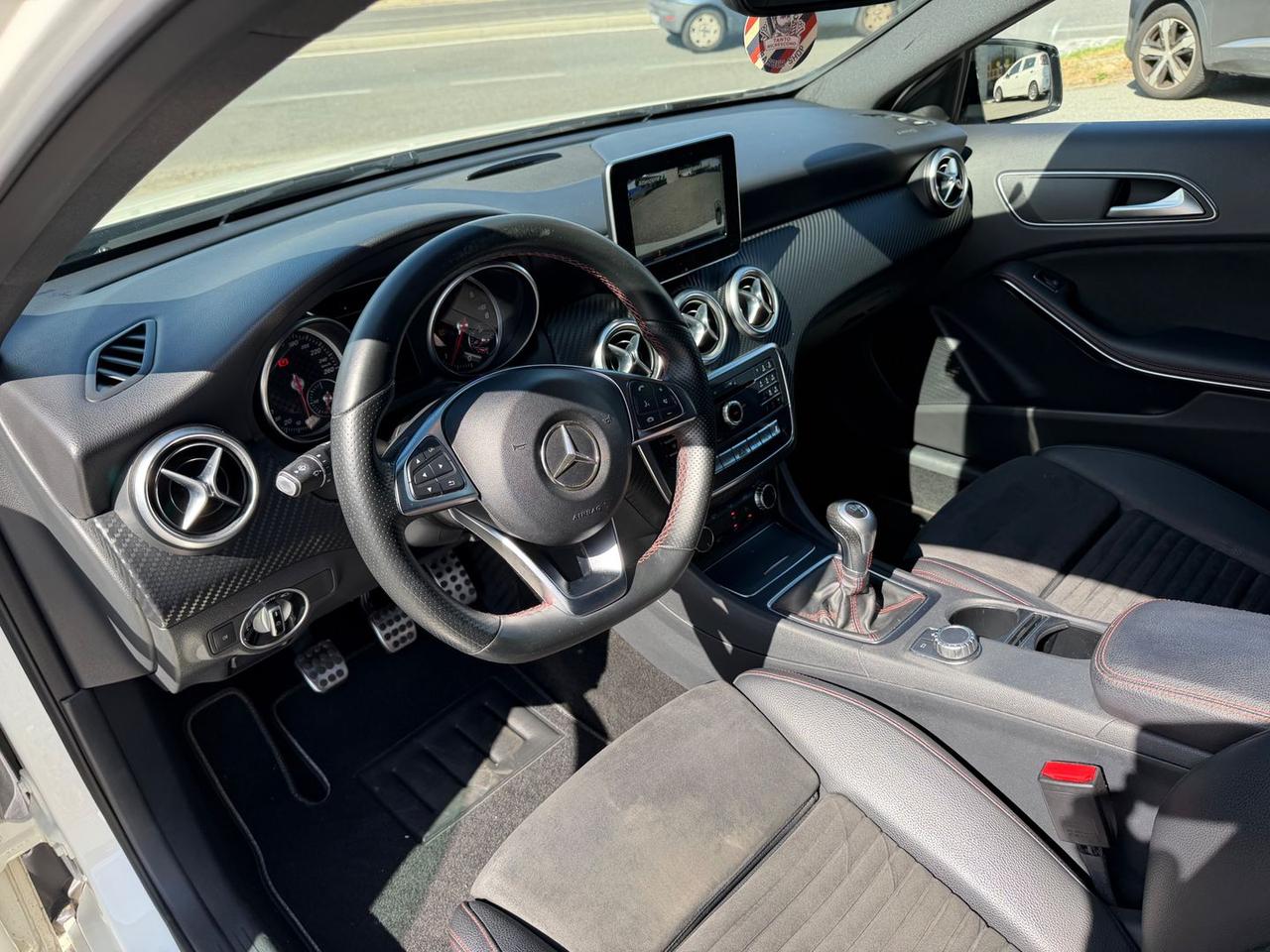 Mercedes-Benz A 200 D Premium *PROMO FINANZ #11144
