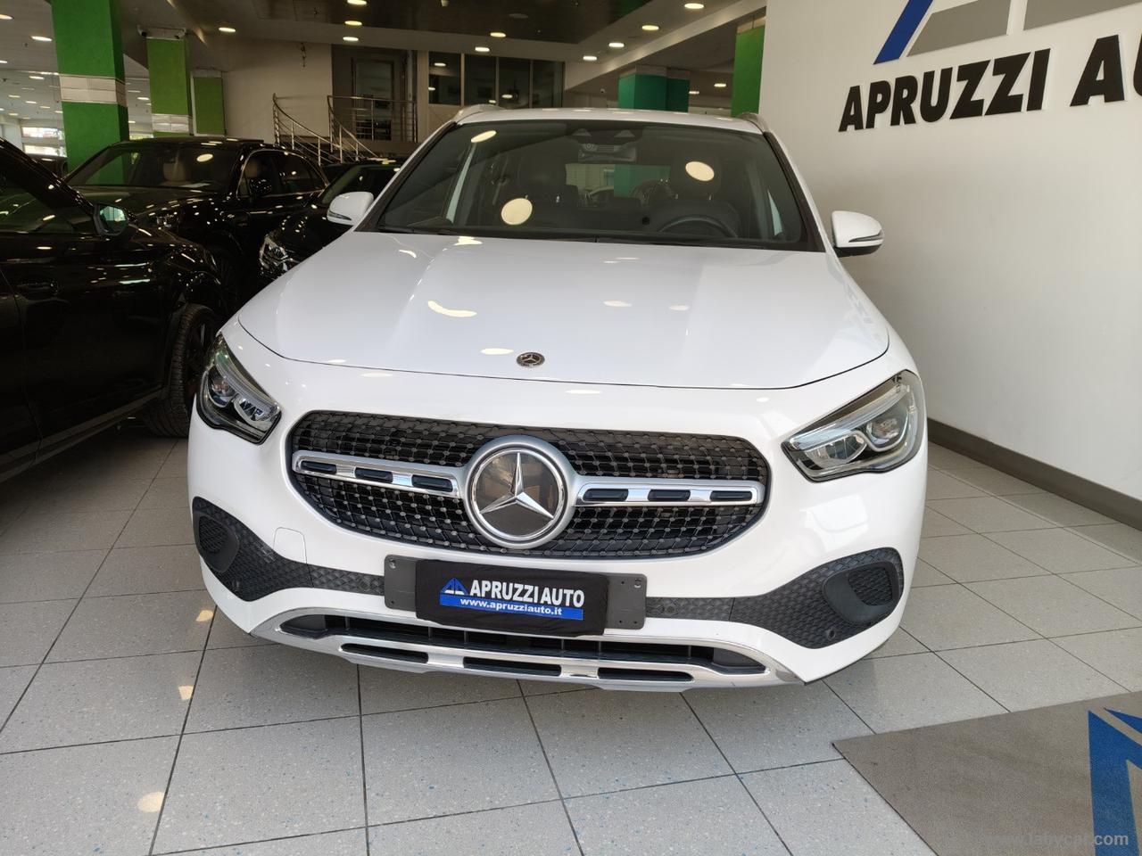 MERCEDES-BENZ GLA 200 d Automatic Sport Plus