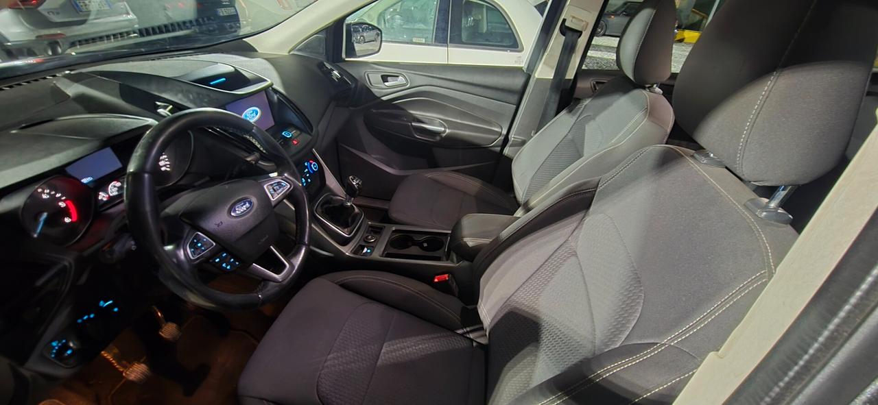 Ford Kuga 2.0 TDCI 120 CV S&S 2WD Titanium