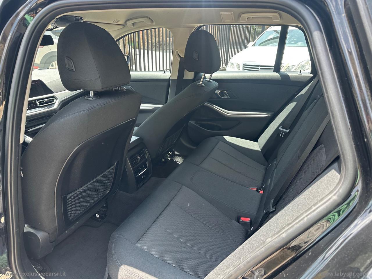 BMW 318d 48V Touring Business Advantage