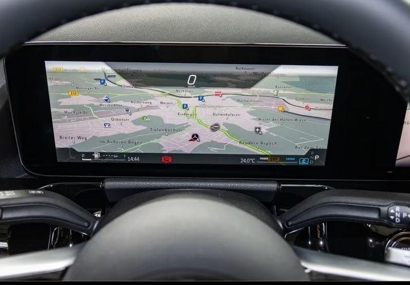 Mercedes-Benz GLA GLA 180 AMG Line ADVANCE PLUS LED CAMERA KEYLESS