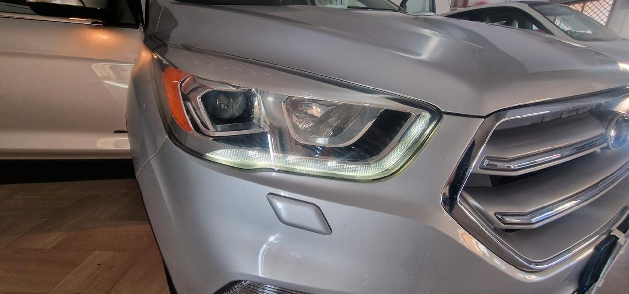 KUGA 2.0 TDCI 150 CV 4WD SUPER ACCESSORIATA