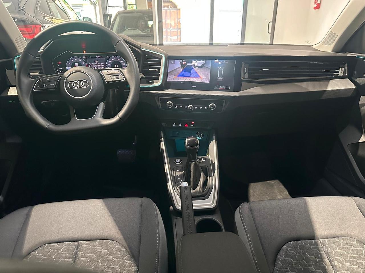 Audi A1 Sportback 30 1.0 tfsi Identity Black s-tronic