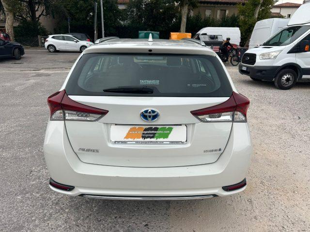 TOYOTA Auris Touring Sports 1.8 Hybrid Business