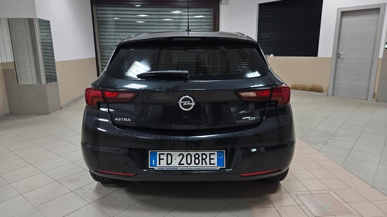 Opel Astra 1.6 CDTi 110CV Start&Stop 5 porte Innovation