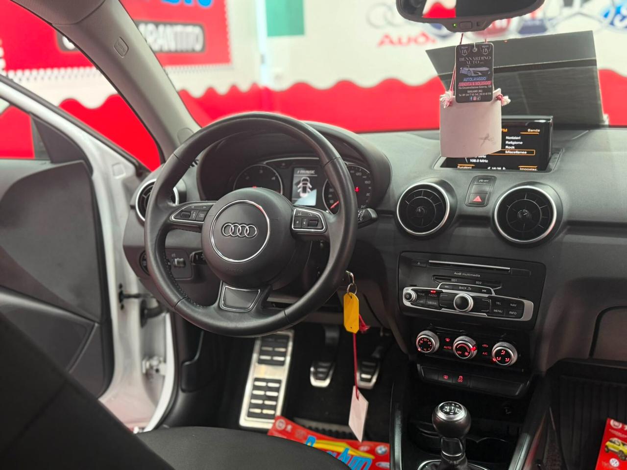 Audi A1 SPB 1.6 TDI 116cv s-line - 2016