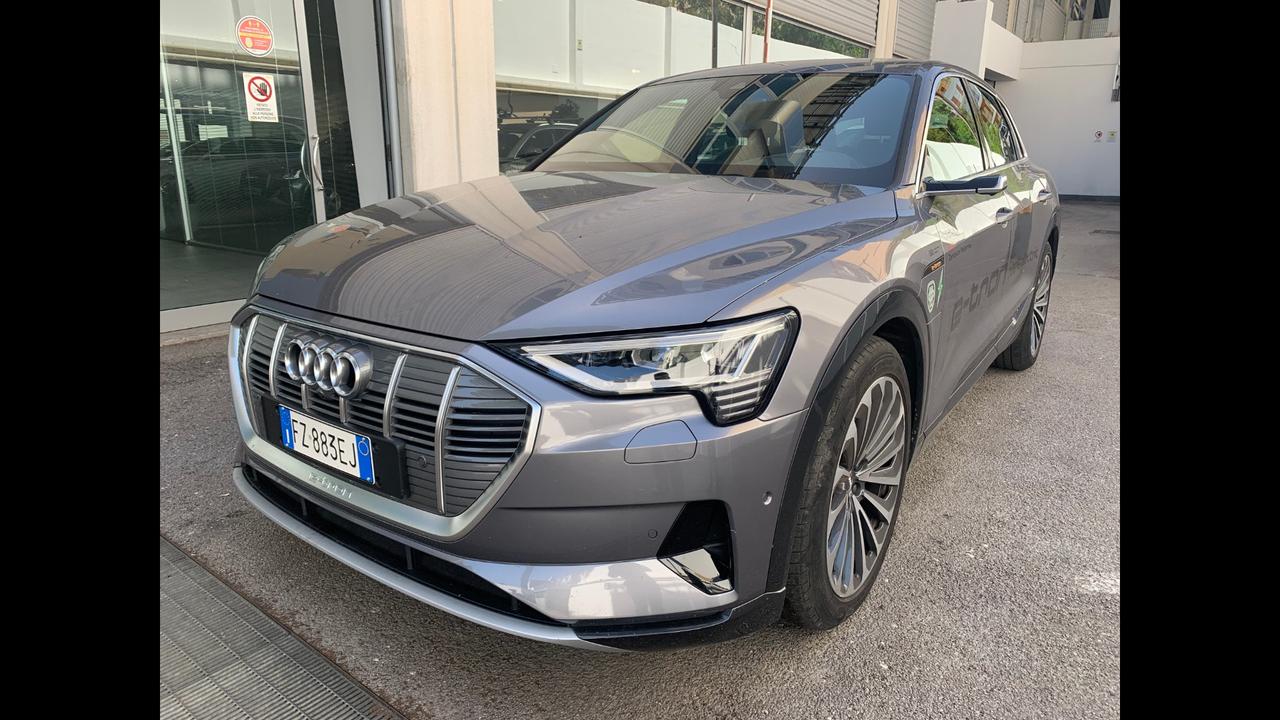 Audi E-TRON 265