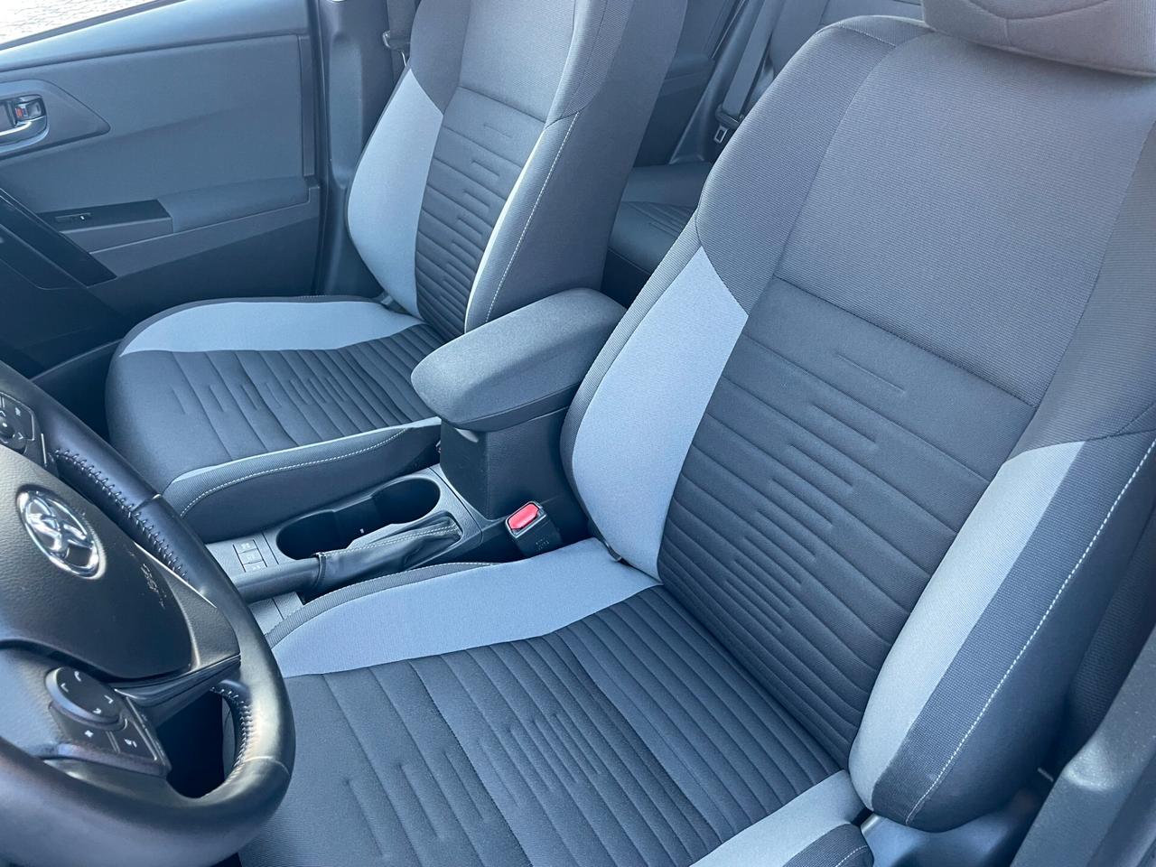 Toyota Auris Touring Sports 1.8 Hybrid Business
