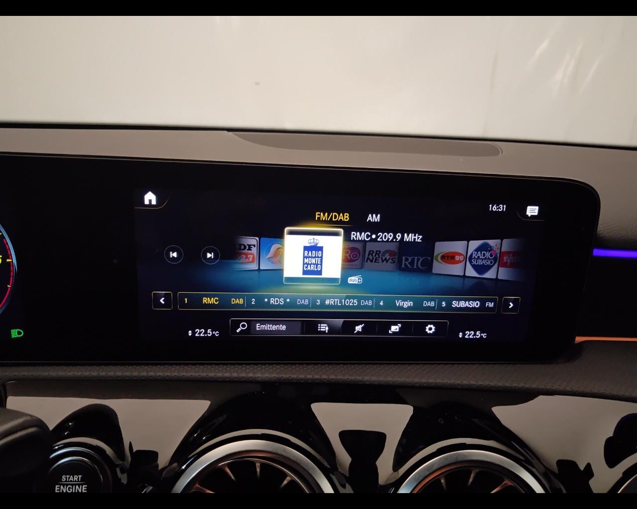 Mercedes-Benz Classe A - W177 2018 - A 180 d Premium auto