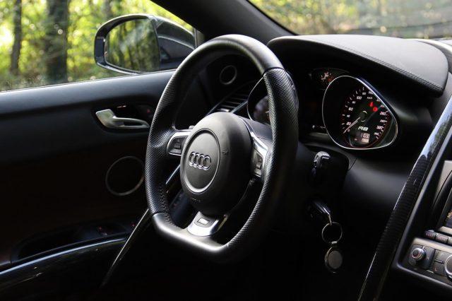 AUDI R8 Spyder 5.2 V10 FSI quattro R tronic