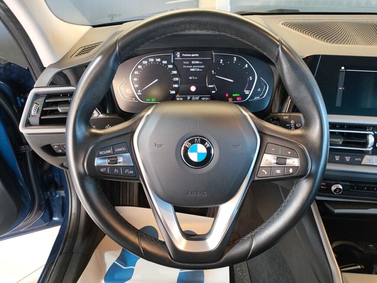 BMW 320 d Touring mhev 48V xdrive Business Advantage auto