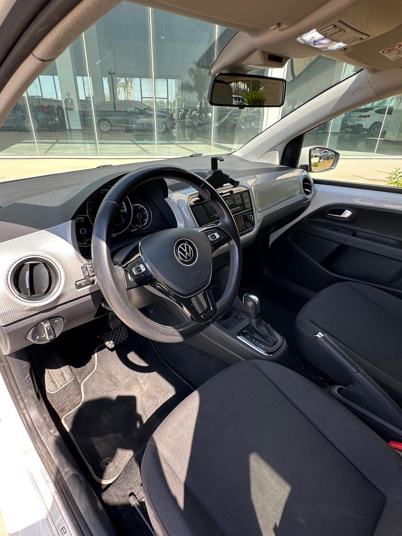 Volkswagen e-up! elettrica offerta T-Stock prezzo imperdibile