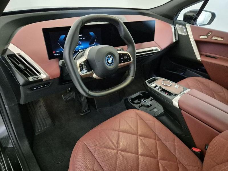 BMW iX BMW i M60