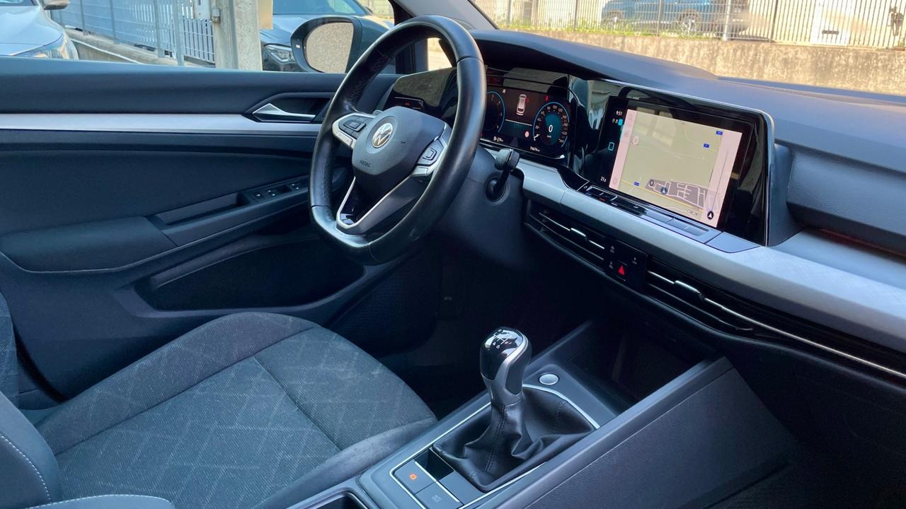 VOLKSWAGEN GOLF VARIANT 2.0 TDI SCR STYLE - FULL LED, NEOPATENTATI