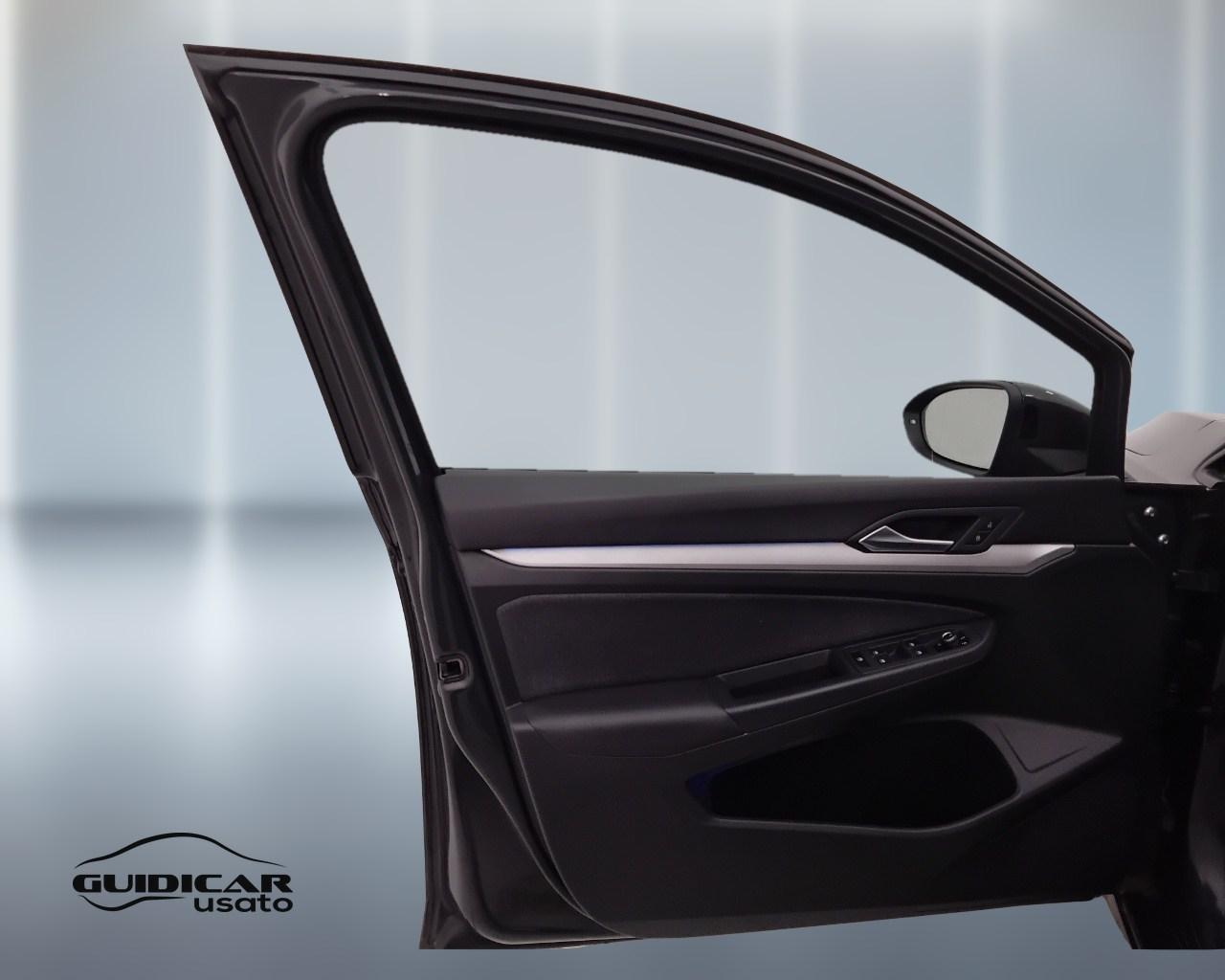 VOLKSWAGEN Golf VIII 2020 Variant - Golf Variant 2.0 tdi Life 115cv dsg