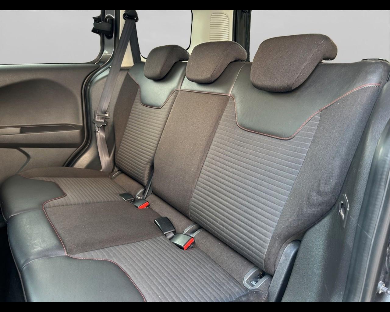 FORD 10/2017 - FORD Tourneo Courier 1.5 TDCI 75 CV Sport