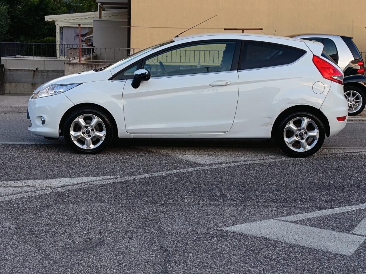 Ford Fiesta 2010 1.4 TDCi 68CV 3 porte Titanium OCCASIONE