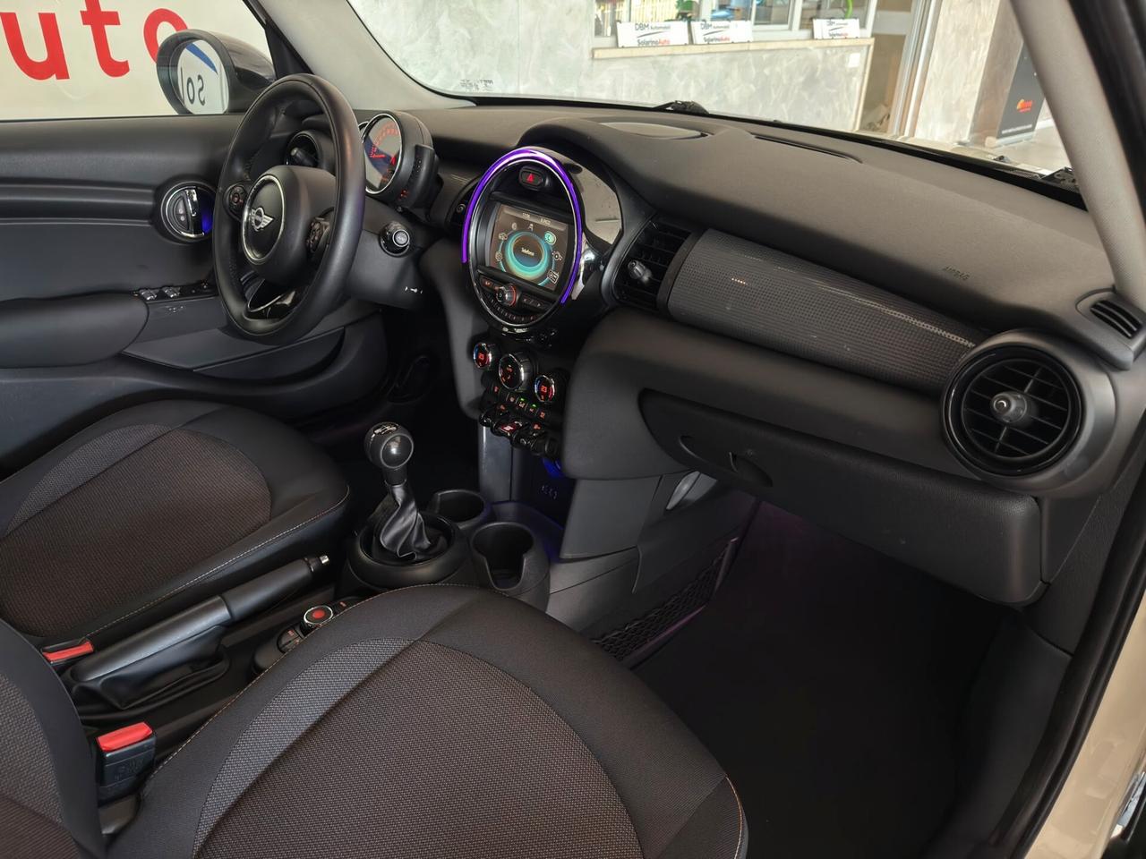 Mini 1.5 Cooper D Business XL