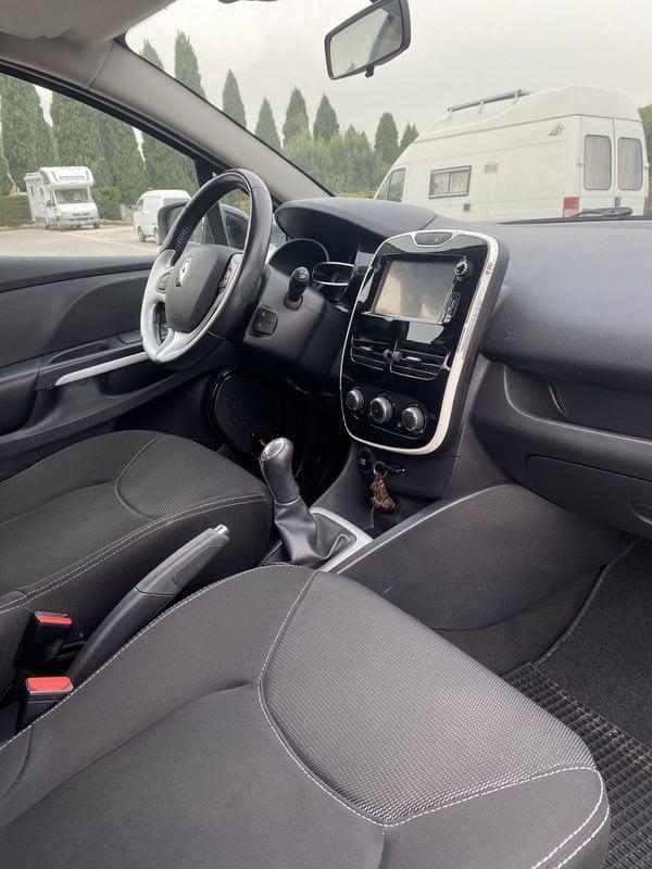 Renault Clio 1.2 75CV 5 porte Duel