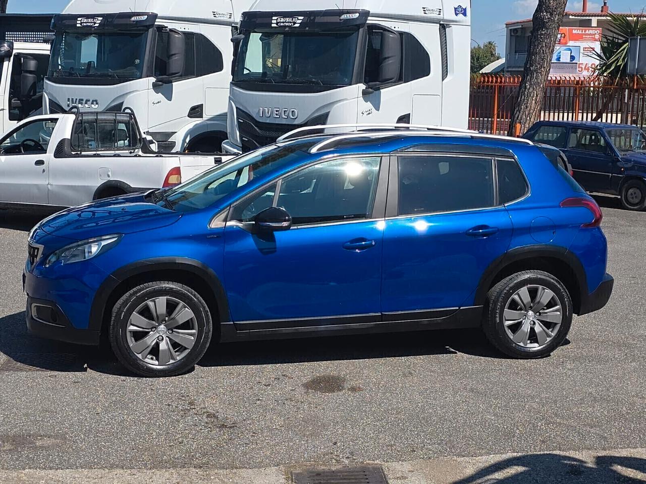 Peugeot 2008 BlueHDi 100 S&S Signature