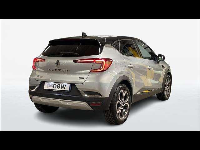 Renault Captur 1.6 E-Tech hybrid Techno Fast Track 145cv auto