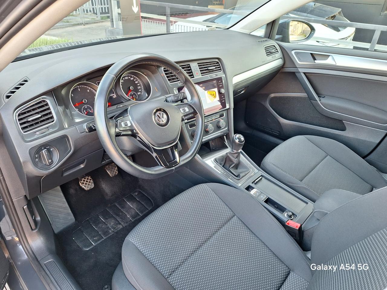 Volkswagen Golf 1.6 TDI 115 CV 5p. Trendline Bmt X NEOPATENTATI