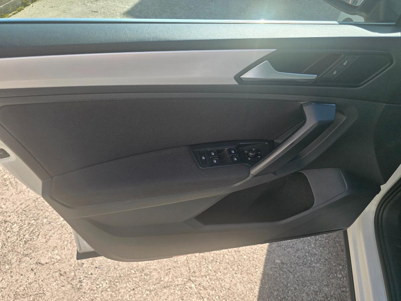 Volkswagen Tiguan 2.0 TDI SCR Business BlueMotion Technology