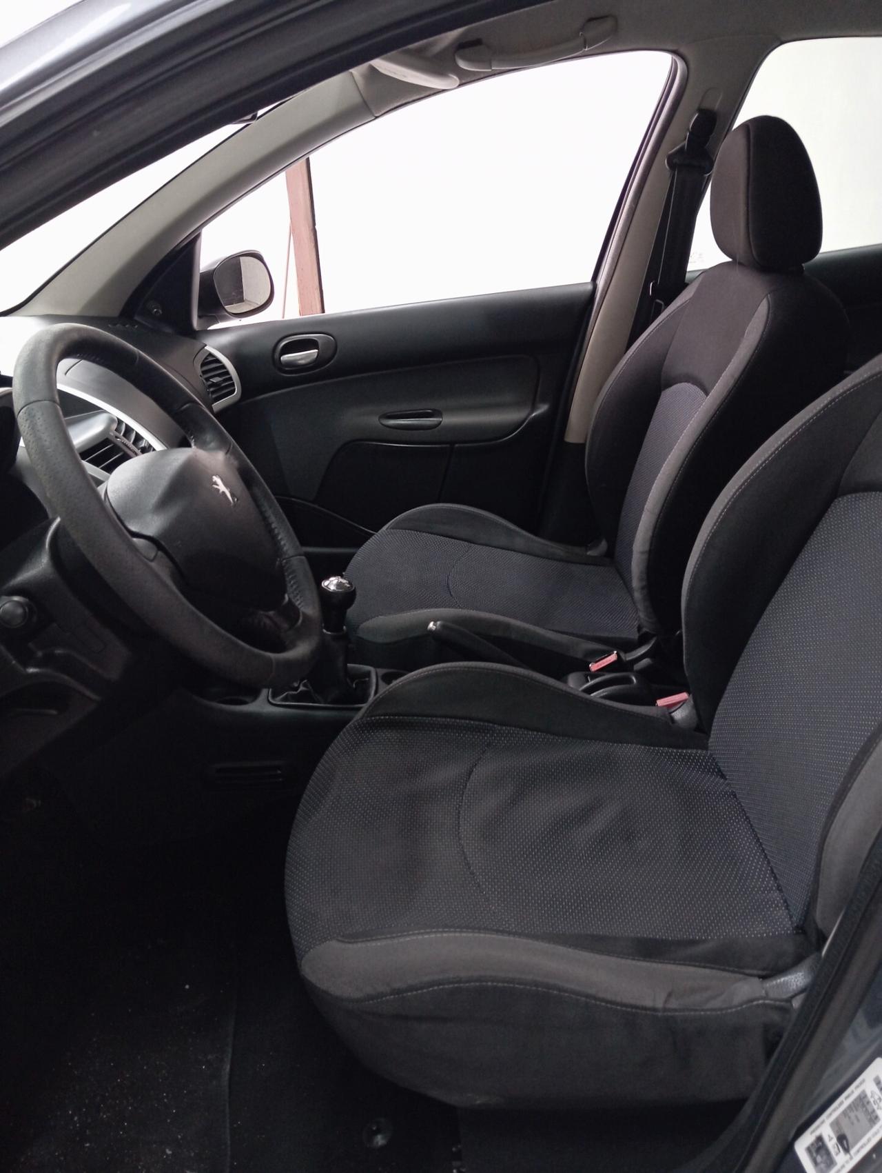 Peugeot 206 Plus 1.4 Diesel 2010 CON GARANZIA
