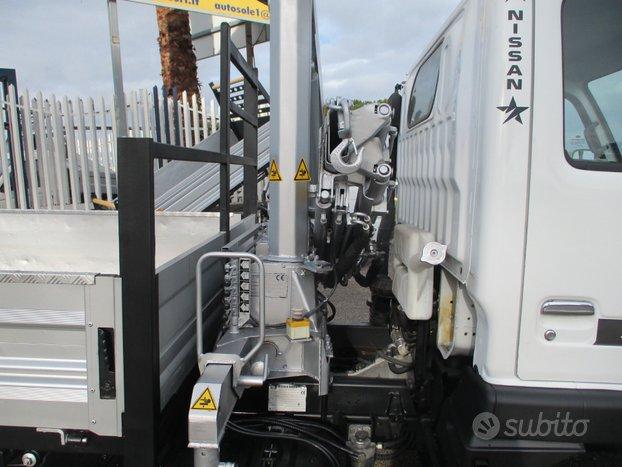 Nissan Cabstar 3000 TDI GRU STERN 025 4 SFILI+CAS