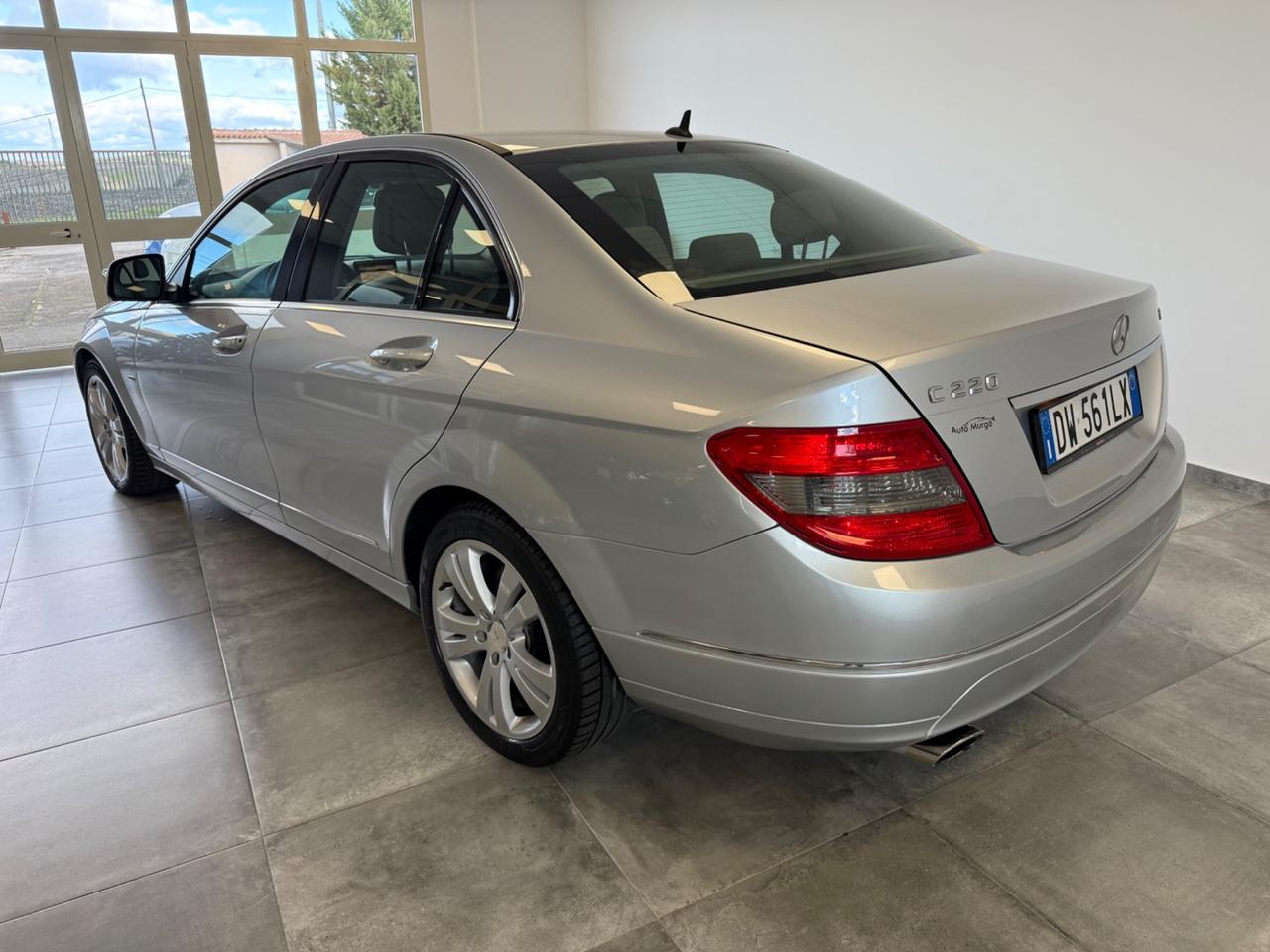 Mercedes-benz C 220 CDI BlueEFFICIENCY Avantgarde