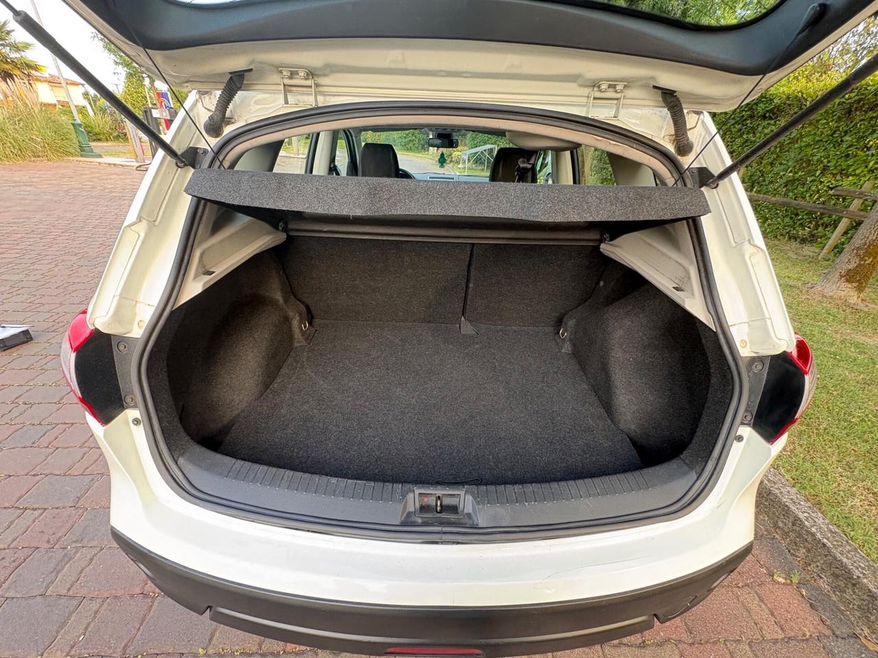 Nissan Qashqai 1.5 dCi DPF Visia ok Neopatentati!!!