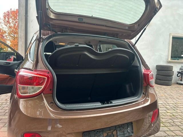 Hyundai i10 1.0 MPI Sound Edition