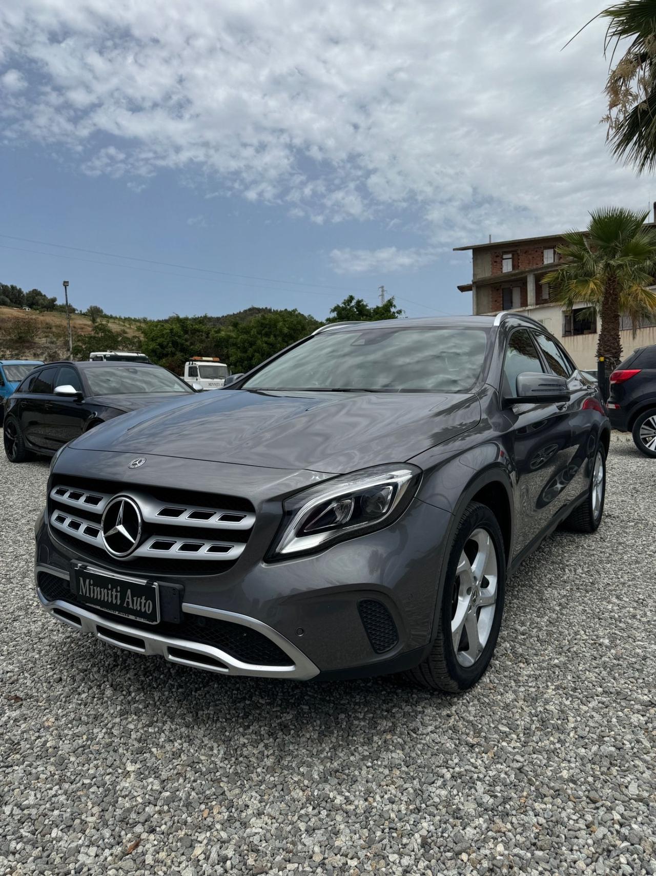 MERCEDES-BENZ GLA 200d 4-MATIC AUTOMATIC Executive