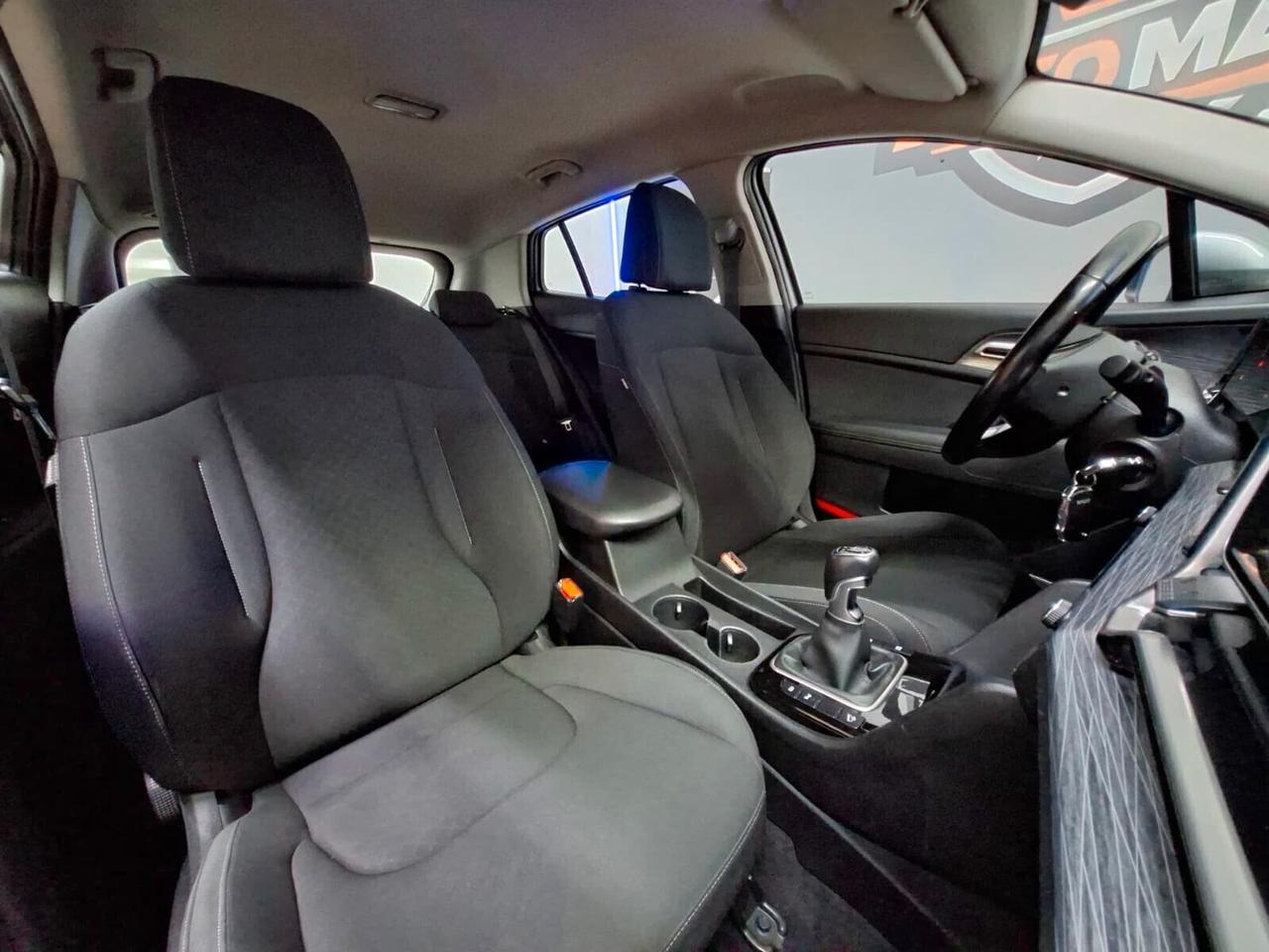 2022 Kia Sportage 1.6 CRDi MHEV 163cv Business