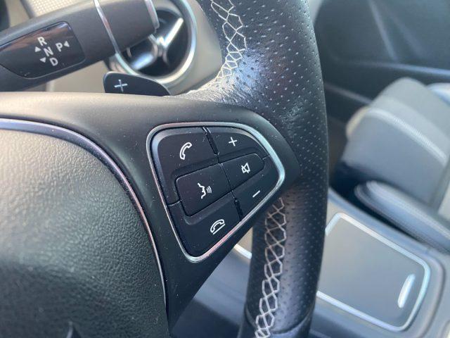 MERCEDES-BENZ GLA 200 d Automatic 4Matic Sport