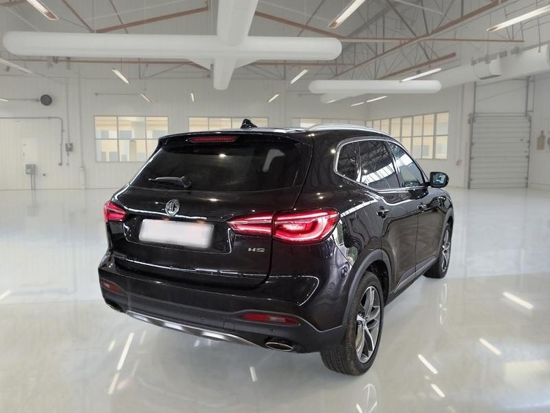MG HS 1.5T MT 2WD LUXURY