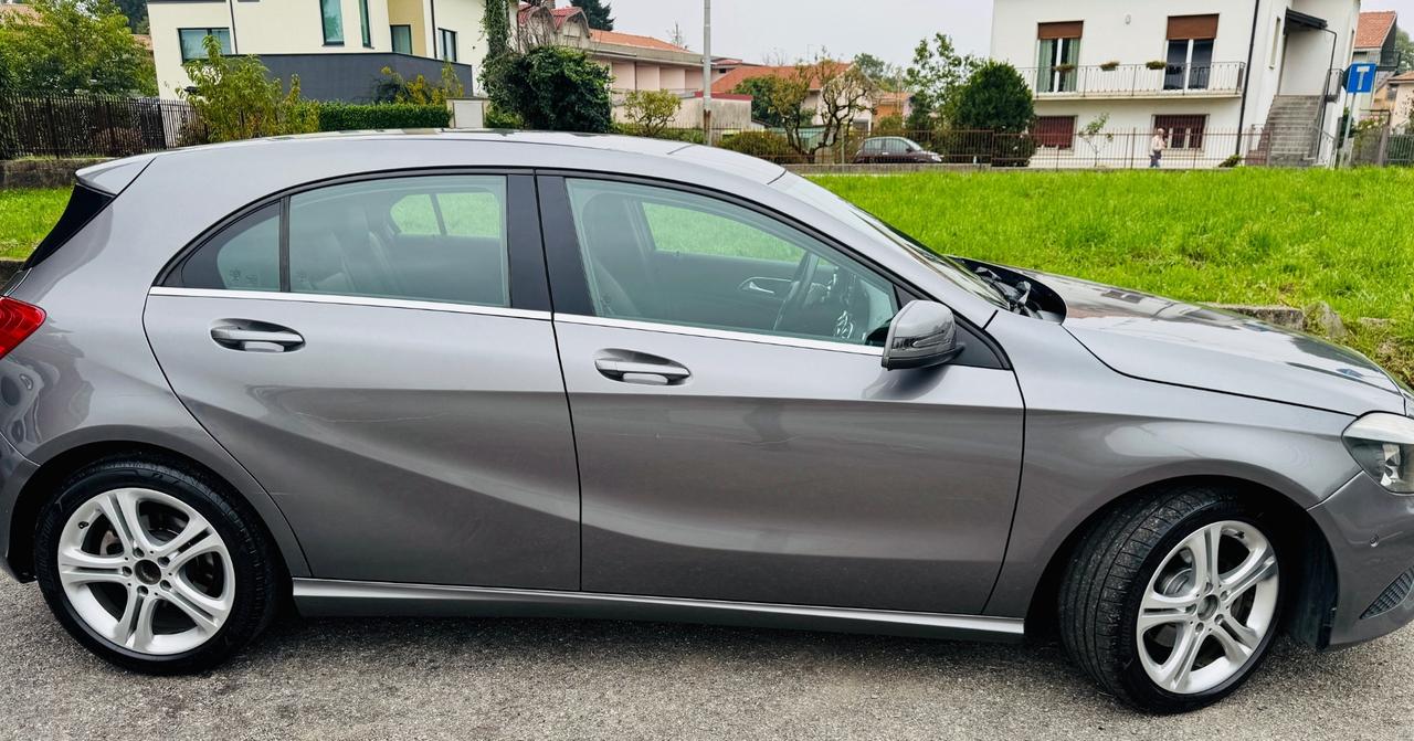 Mercedes-benz A 180 CDI Automatic Dark Night Edition