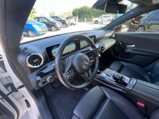 MERCEDES-BENZ A 180 d Automatic Premium