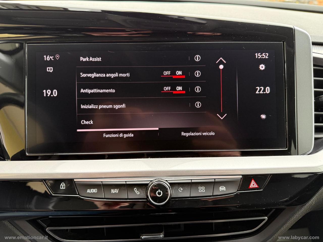 OPEL Grandland 1.6 PHEV aut. FWD Ultimate - 2022