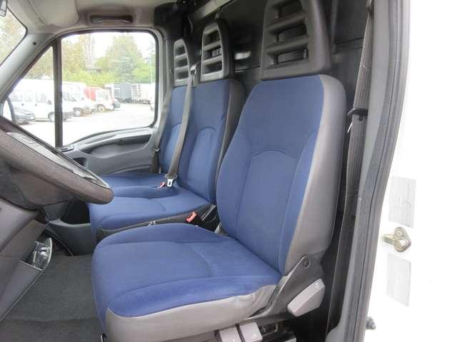 Iveco Daily 35C18 FURGONE TETTO ALTO CON RUOTE GEMELL