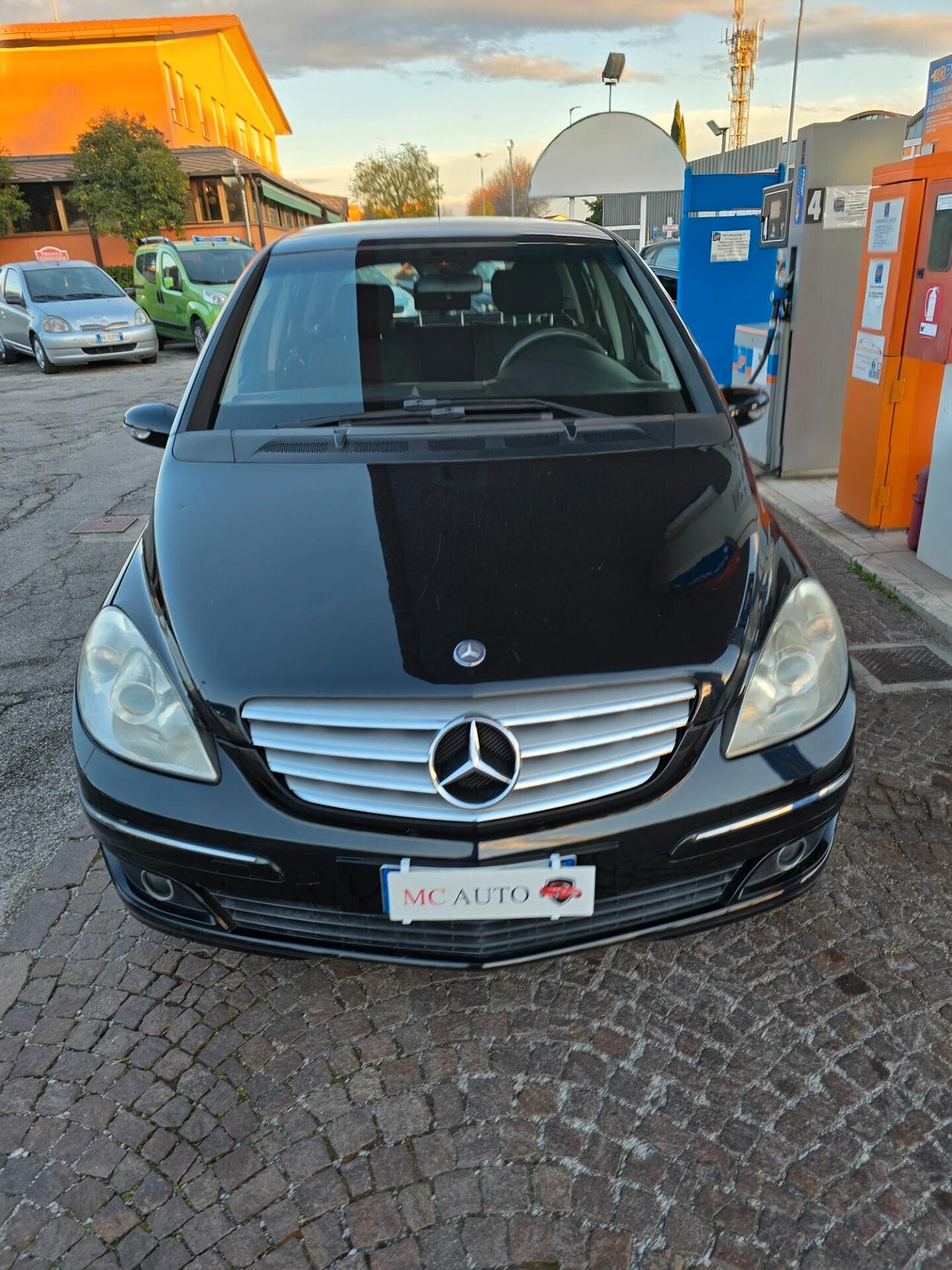 Mercedes-benz B 180 B 180 CDI Chrome 186.000km